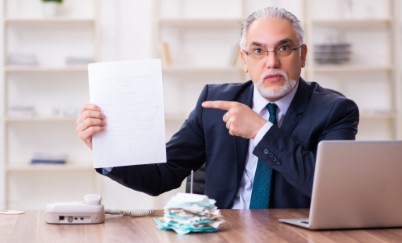 Нужно ли подавать СЗВ-М на самозанятых