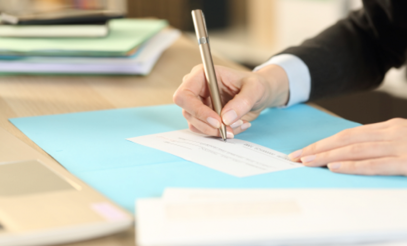 Можно ли самозанятому выбить чек задним числом